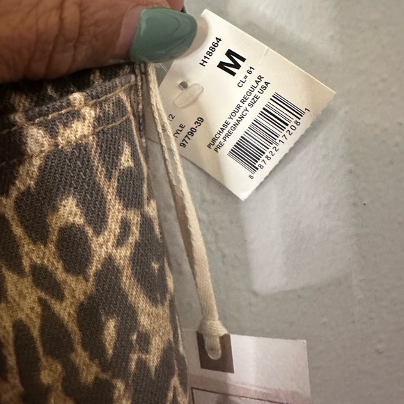 JESSICA SIMPSON MATERNITY PANTS M - Picture 3 of 3